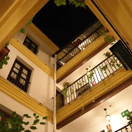 Casa Palacio De Leones *